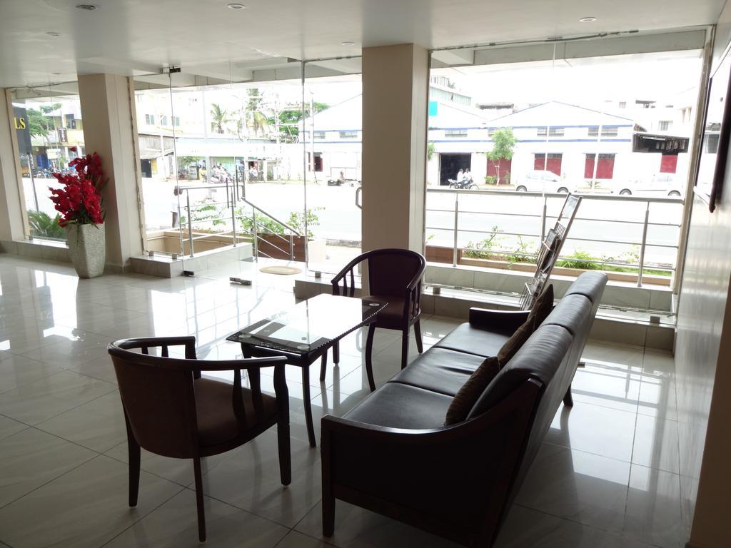 Hotel Sky Lite Coimbatore Exterior foto